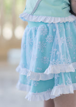 Load image into Gallery viewer, Ice Castle Queen Pre-Order