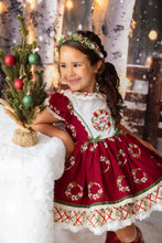 Load image into Gallery viewer, Evergreen &amp; Holly Pre-Order